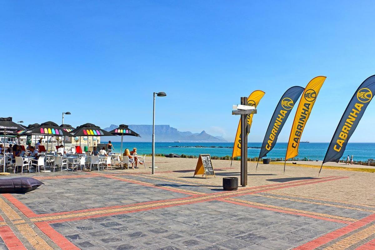 Appartamento Eden On The Bay 118 By Hostagents Bloubergstrand Esterno foto
