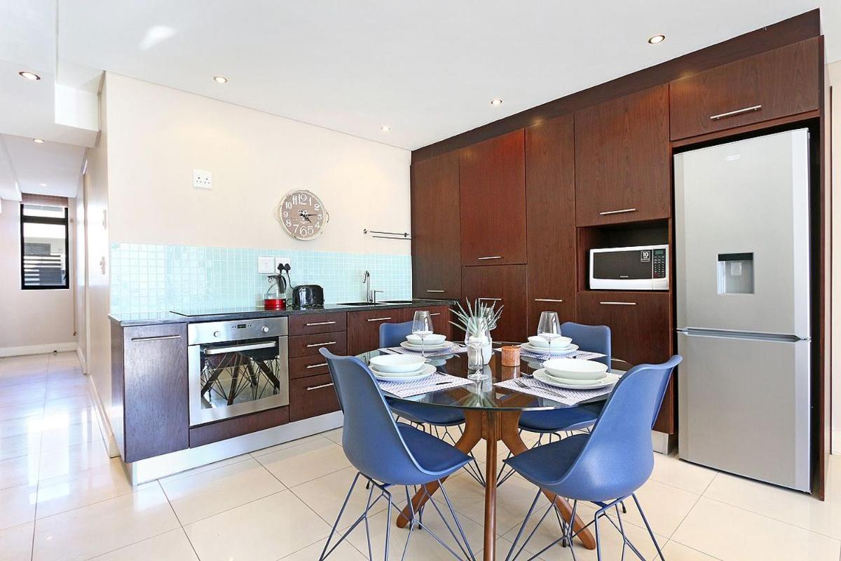 Appartamento Eden On The Bay 118 By Hostagents Bloubergstrand Esterno foto